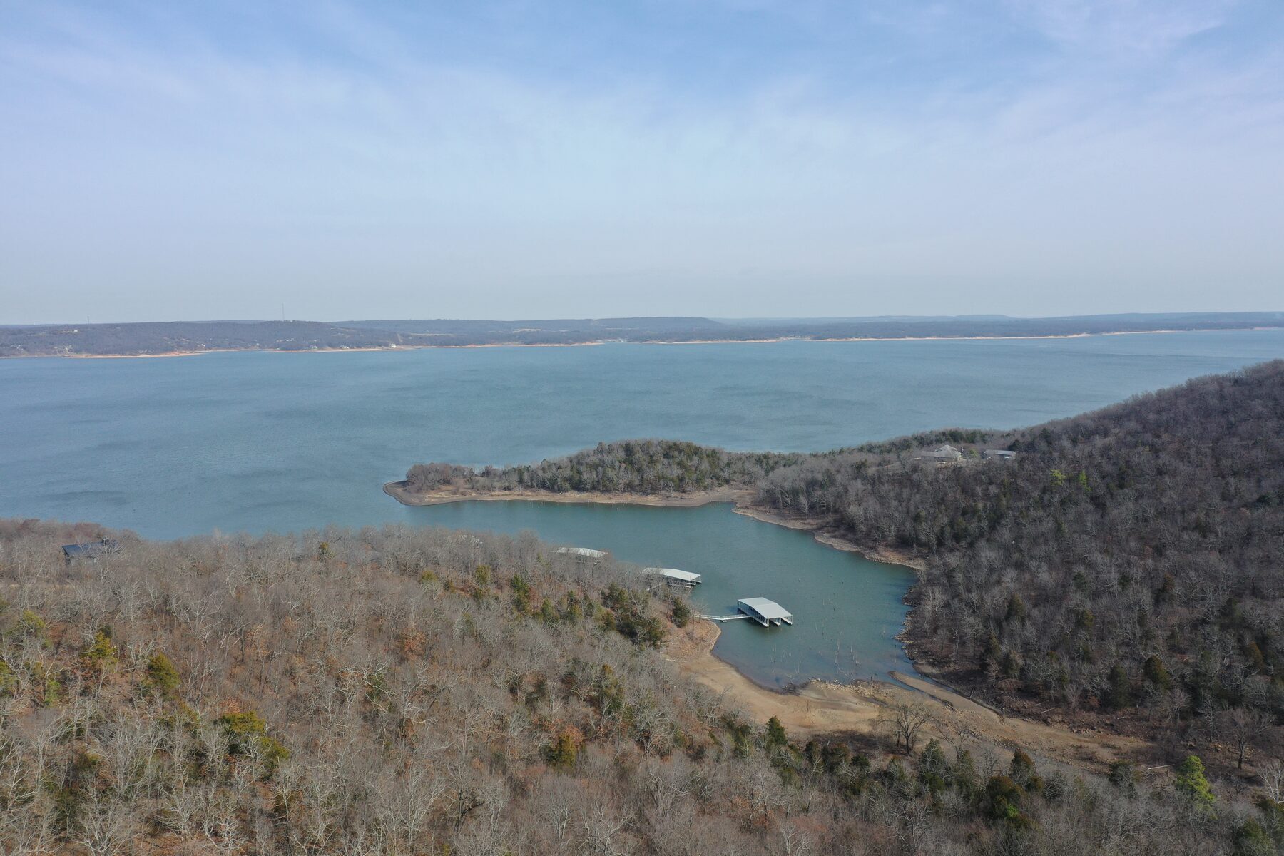 Aerial view of Brooken Ridge with lake